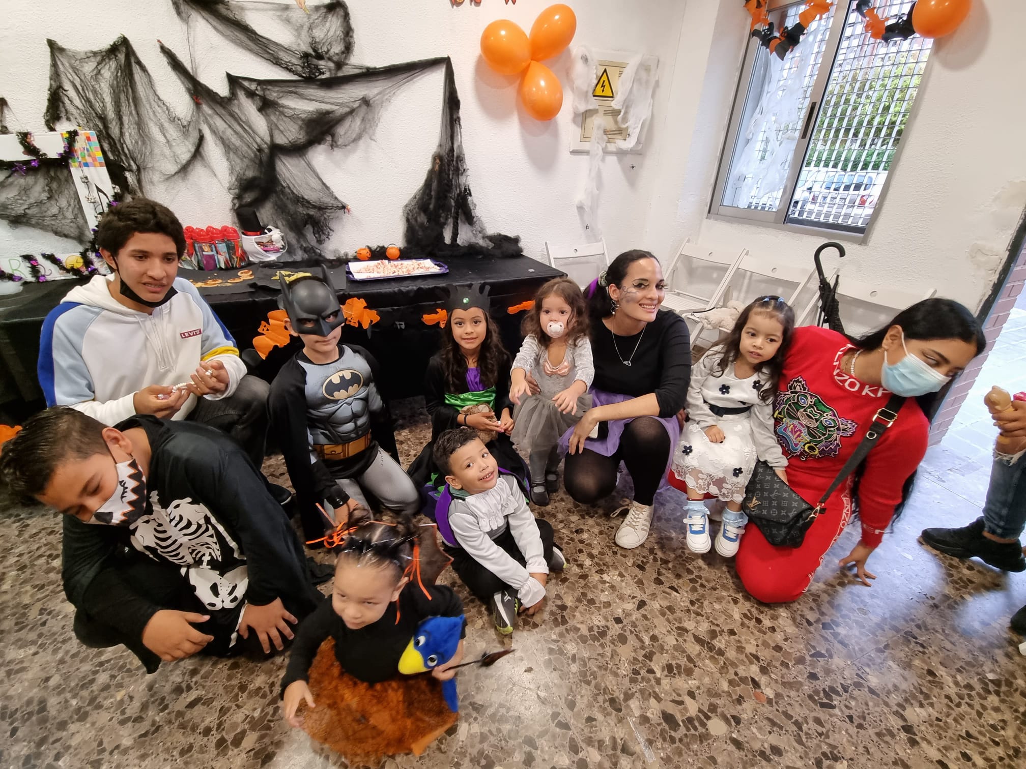 HAZ FELIZ A UN NIÑO 2 Disfraces 30 2022